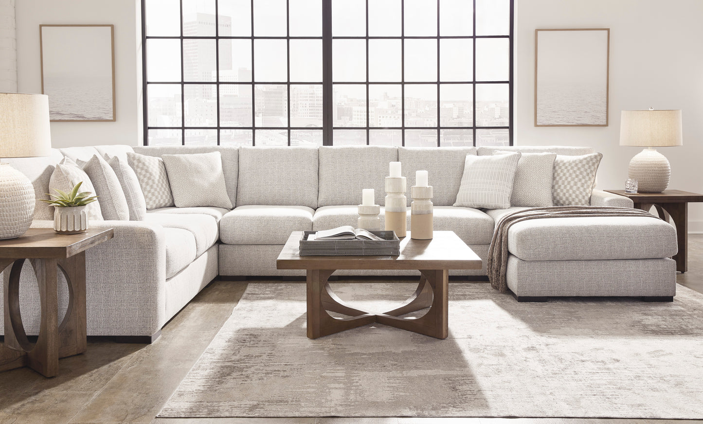 Larce Sectional