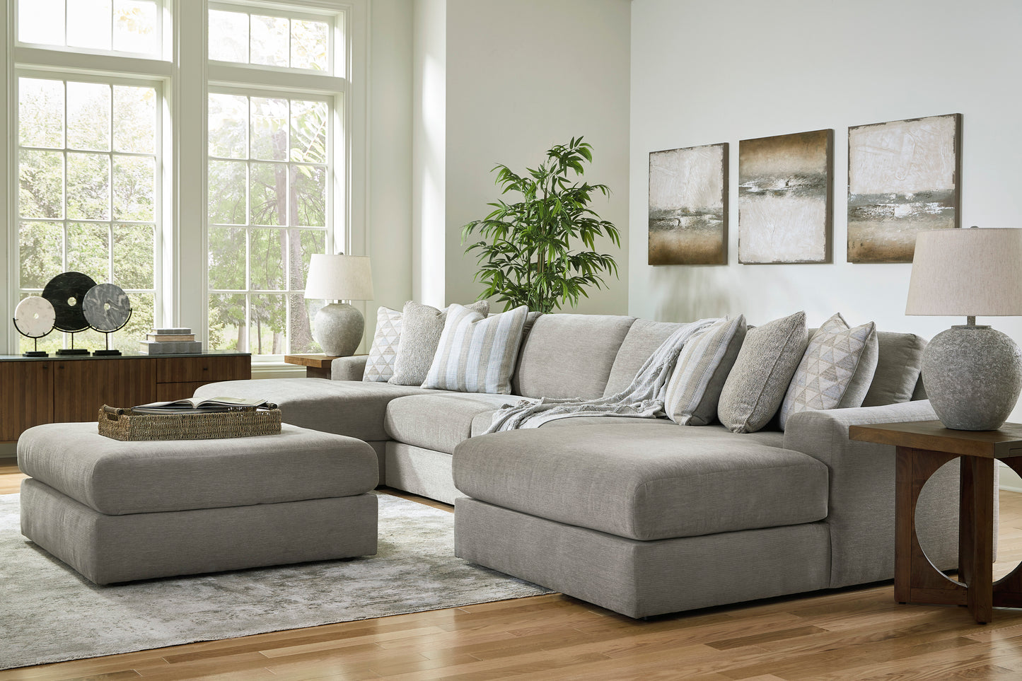 Avaliyah Sectional