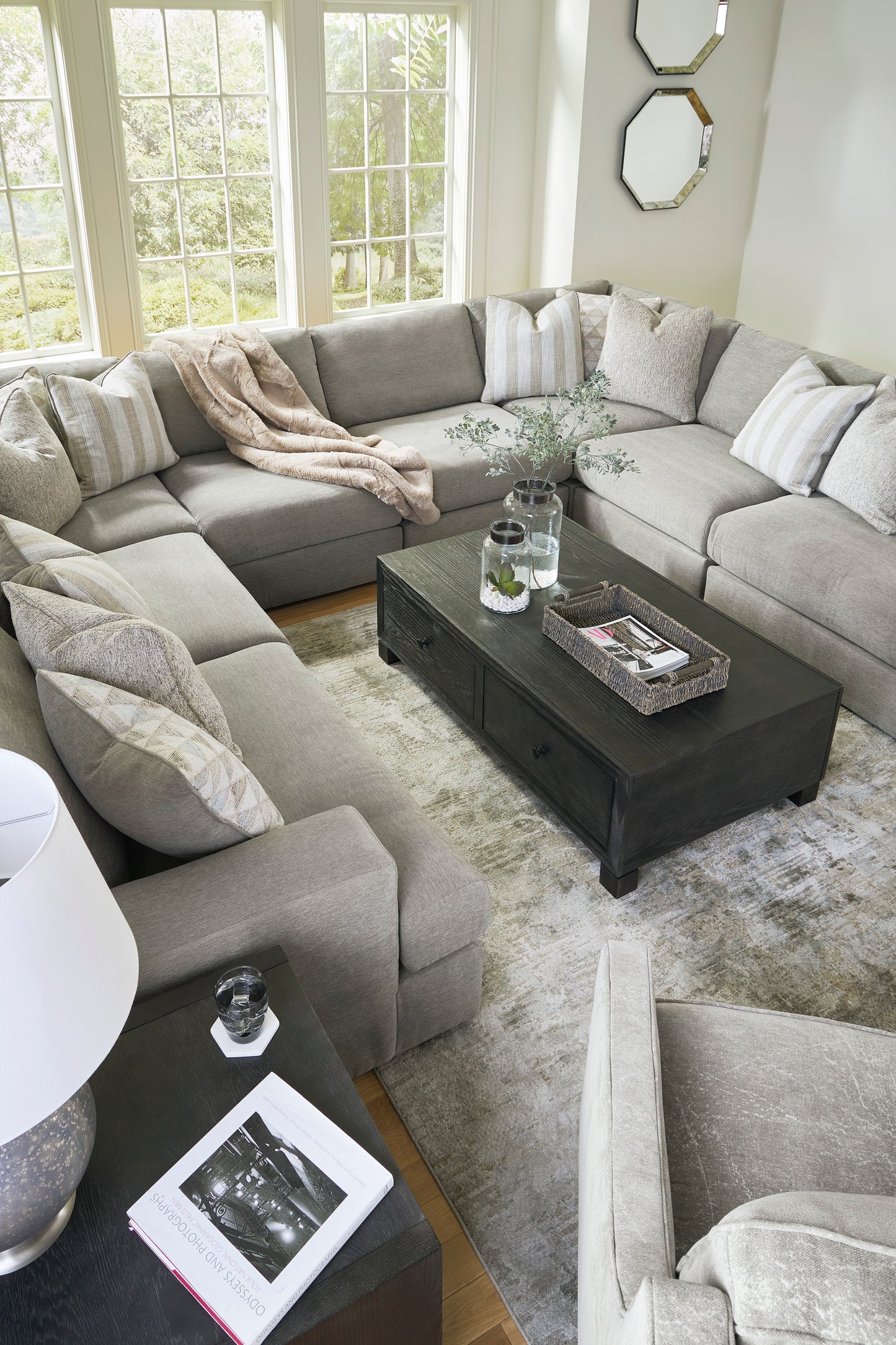 Avaliyah Sectional