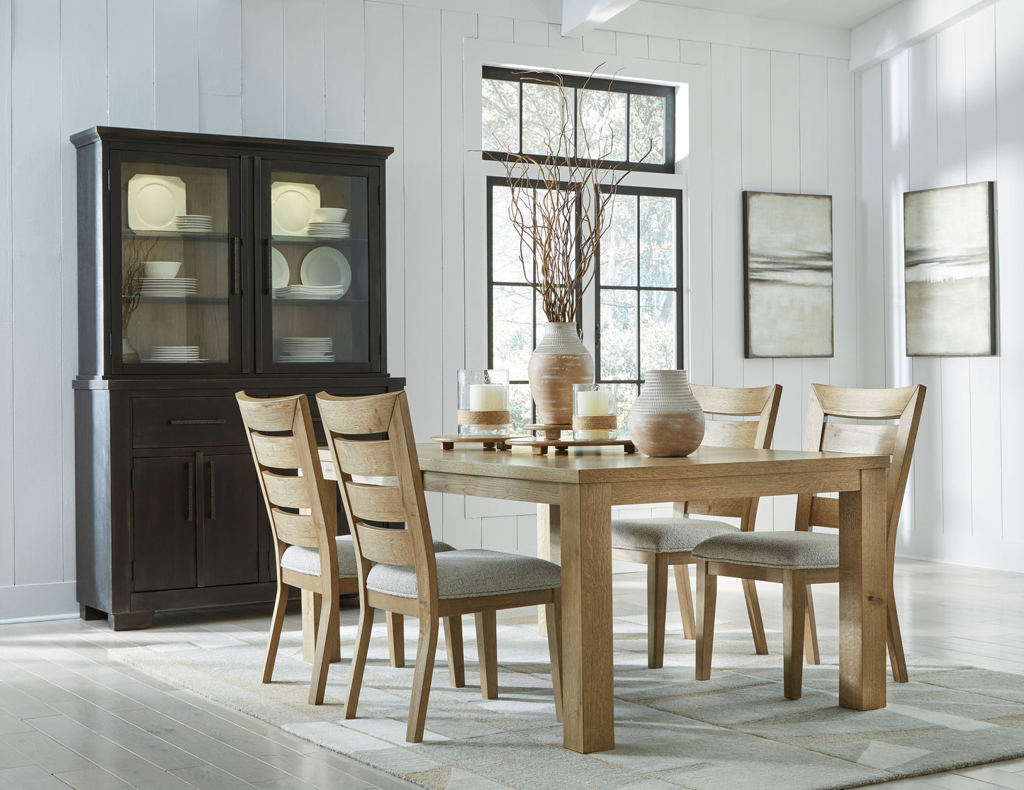 Galliden Dining Collection