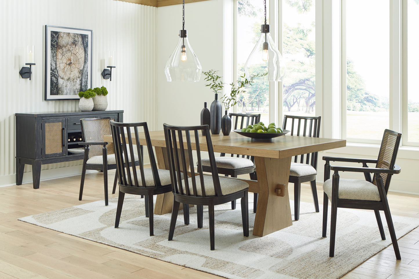 Galliden Dining Collection